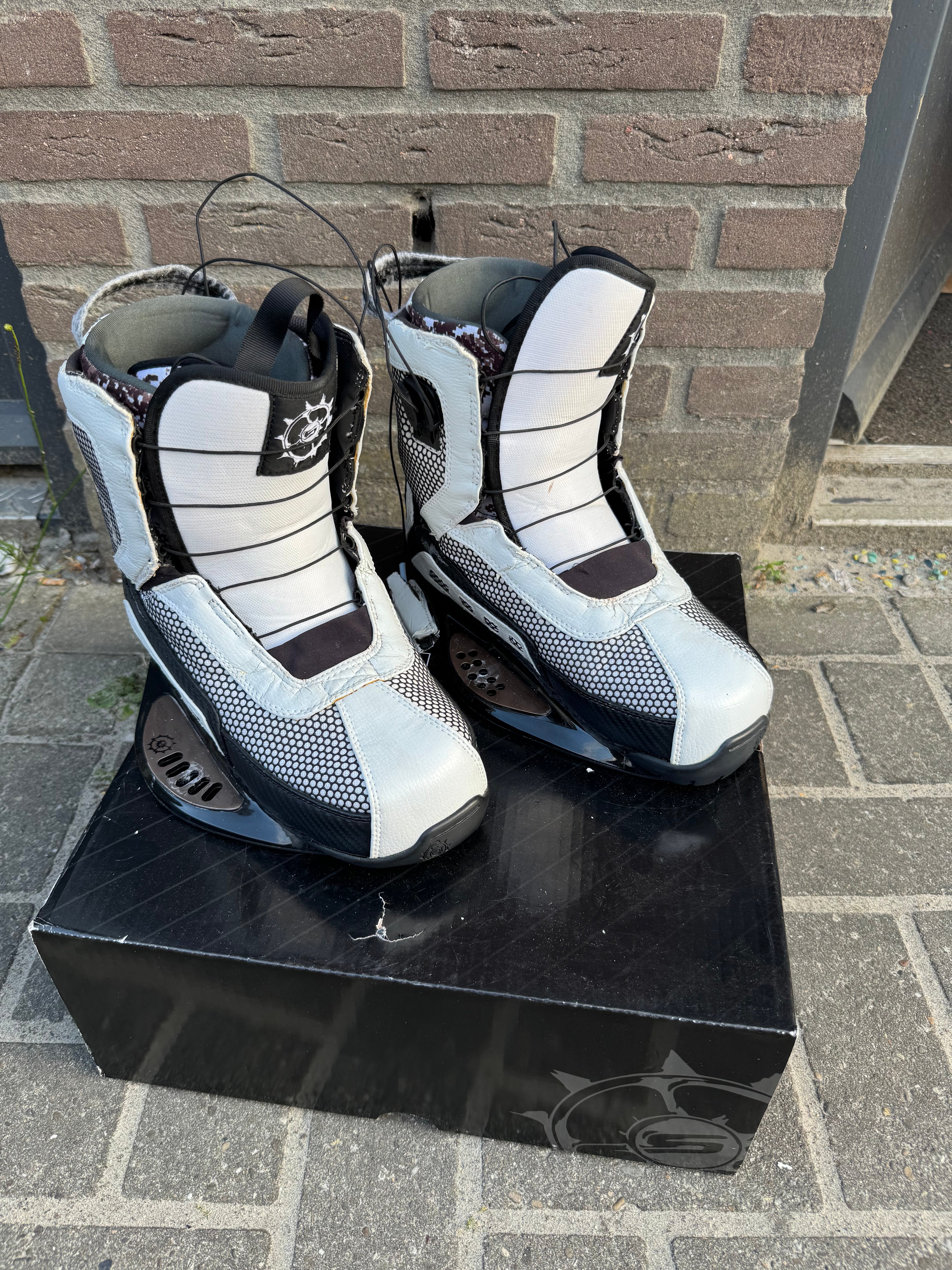 Slingshot rad dichte binding met losse binnenschoen 43-44
