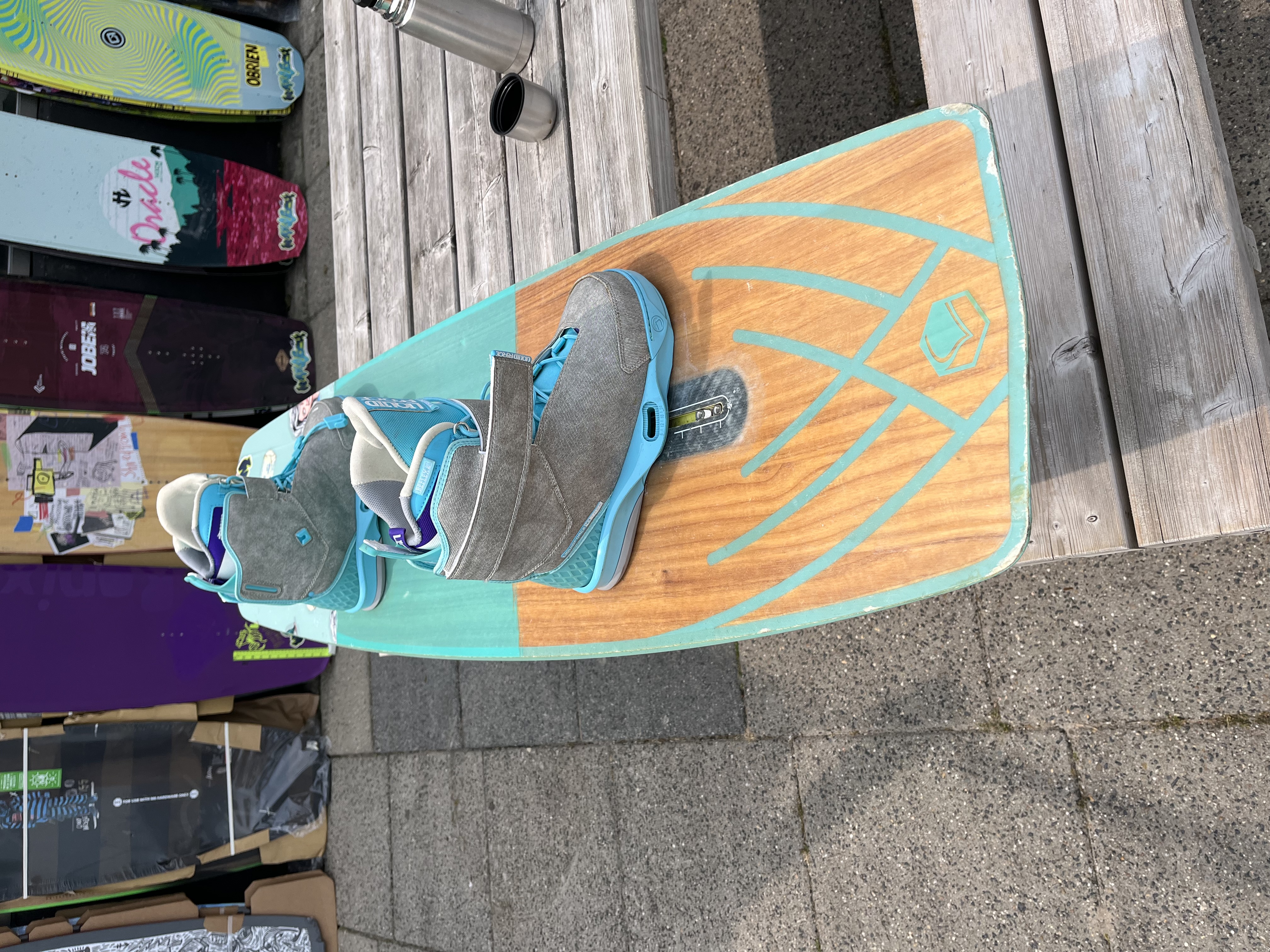 Liquid force butterstick met 4D trek binding 39-41 complete  cable wakeboard set