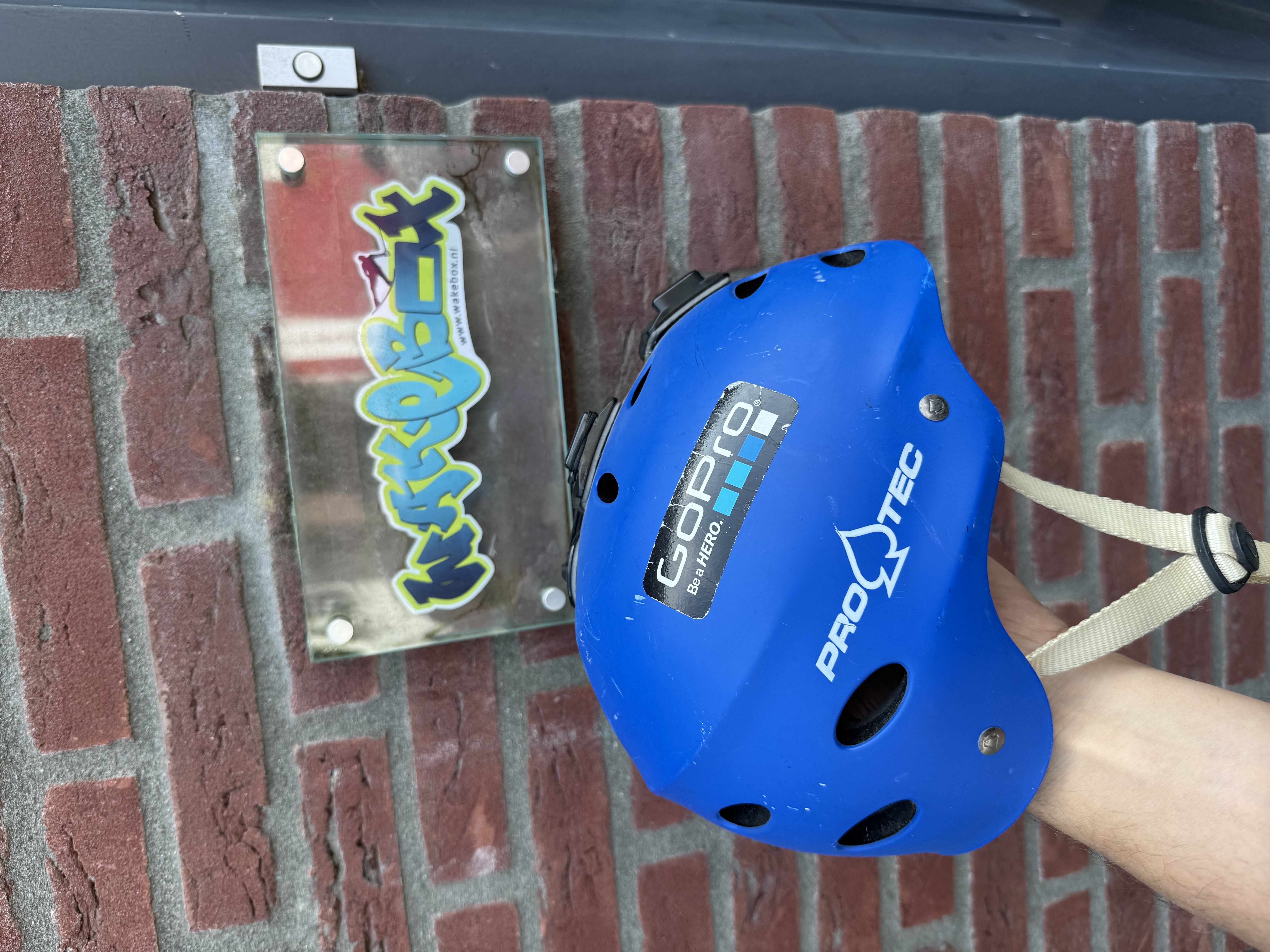 Protec helm maat M blauw met go pro mount gebruikt
