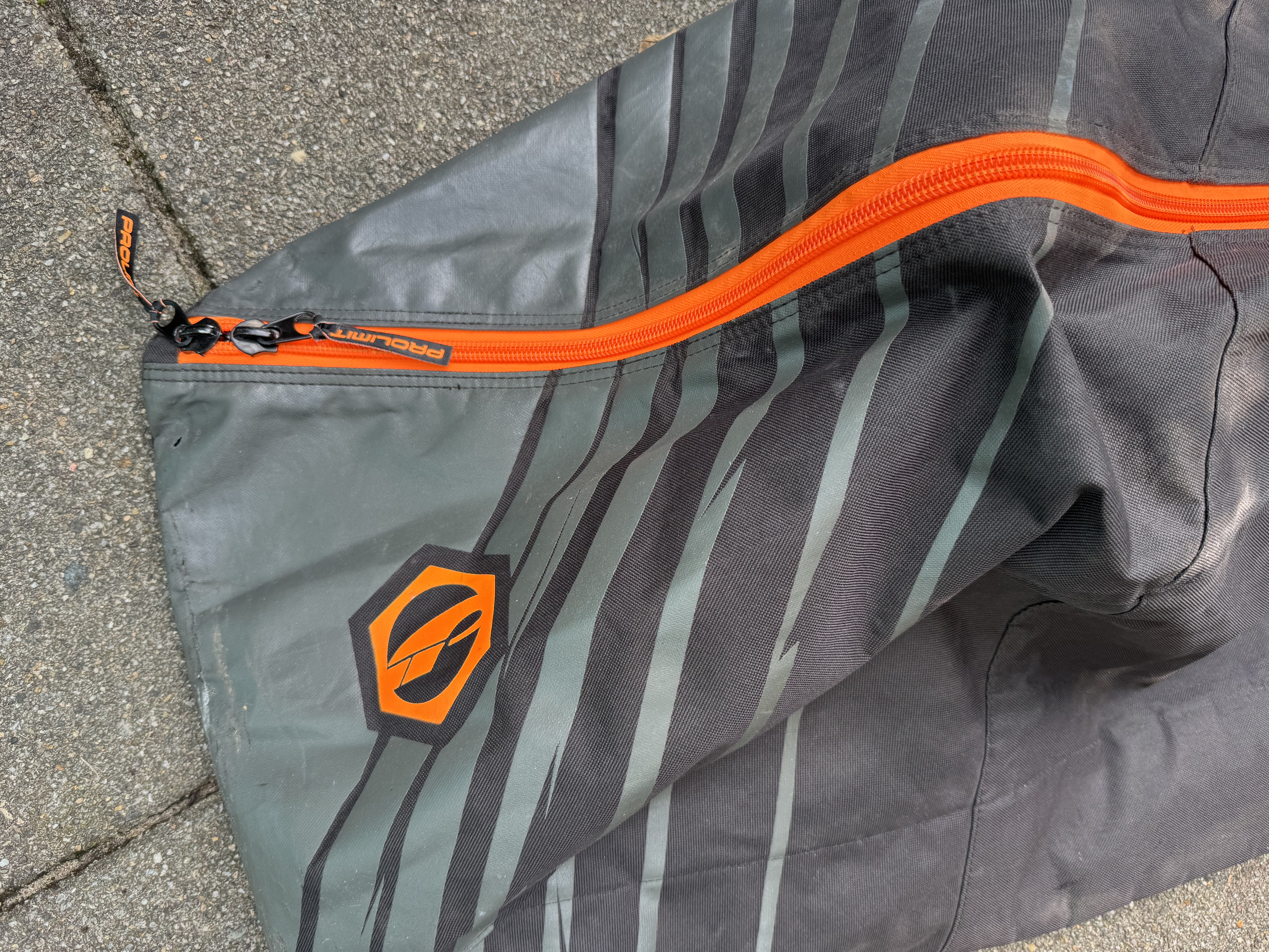Pro limit boardbag met schouder strap  maat tot 146 cm