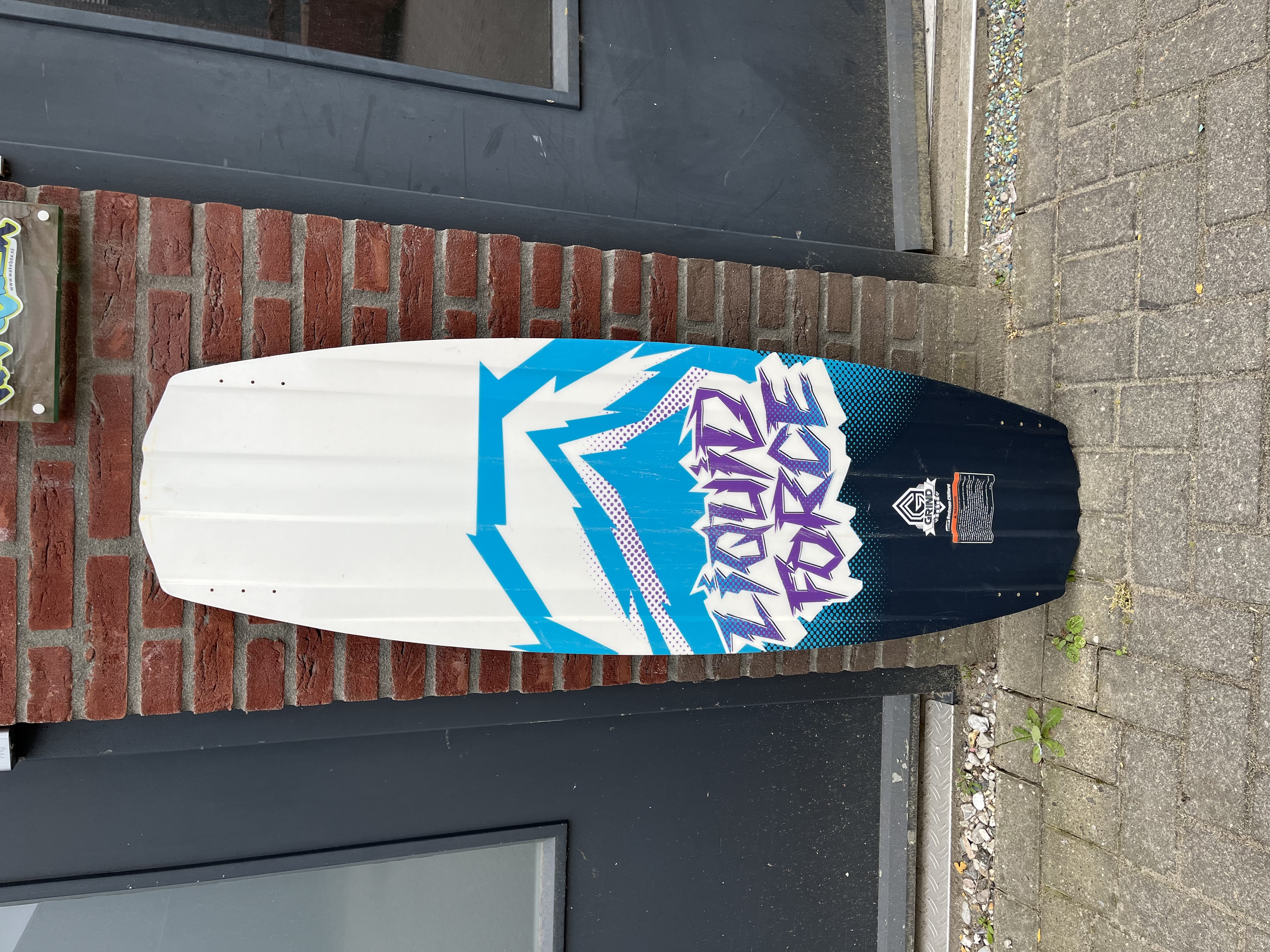 Liquid force Harley 139 cm gebruikt hybride maar meer boot wakeboard