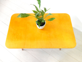 retro vintage bijzettafel / salontafel tafel jaren 50