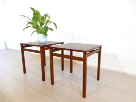 Vintage bijzettafels teakhout
