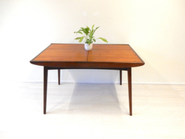 vintage webe eettafel tafel Louis van Teeffelen jaren 60