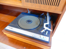 Vintage dressoir / audiomeubel jaren 60