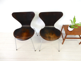 retro vintage 1976 stoel Arne Jacobsen Fritz Hansen vlinderstoel