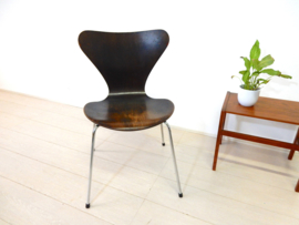 retro vintage 1976 stoel Arne Jacobsen Fritz Hansen vlinderstoel