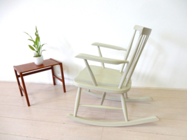 Vintage stoel spijlenstoel fauteuil schommelstoel 60s pastoe