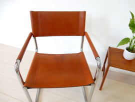 retro vintage stoel Linea Veam naar ontwerp Mart Stam leer