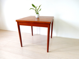 retro vintage eettafel tafel jaren 60 stijl deens klein