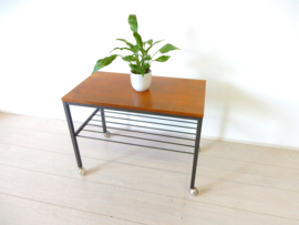 retro vintage bijzettafel jaren 60 tafel trolly pastoe stijl