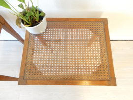 retro vintage bijzettafel jaren 60 / 70 plantentafel riet