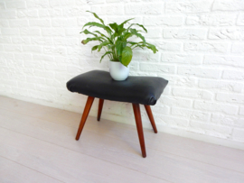 Voetenbank jaren 60