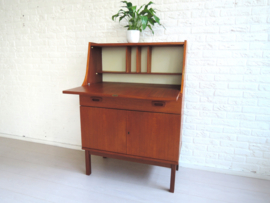 Secretaire