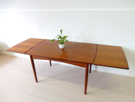 retro vintage eettafel tafel jaren 60 stijl deens