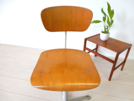 Vintage bureaustoel stoel AHREND DE CIRKEL industriële Friso Kramer
