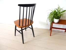 vintage stoel spijlenstoel jaren 50 Tapiovaara pastoe stijl
