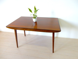 Vintage eettafel Webe Louis van Teeffelen jaren 60