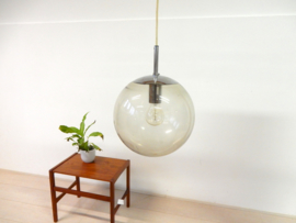 retro vintage hanglamp Raak Amsterdam jaren 60 bol glas