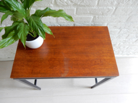 Bijzettafel pastoe