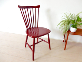 retro vintage stoel spijlenstoel pastoe nesto Yngve Ekström SH41