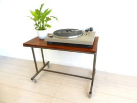 retro vintage bijzettafel tafel jaren 60 audiomeubel lp kast
