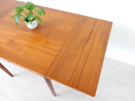 retro vintage eettafel tafel jaren 60 klein model teak