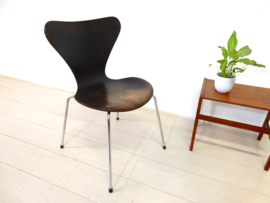 retro vintage 1976 stoel Arne Jacobsen Fritz Hansen vlinderstoel