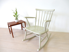 Vintage stoel spijlenstoel fauteuil schommelstoel 60s pastoe