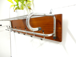 retro vintage kapstok jaren 60 design teakhout chroom