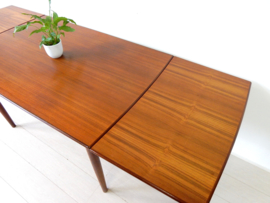 retro vintage eettafel tafel jaren 60 stijl deens