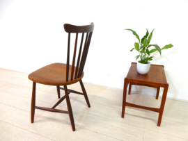 Vintage stoel Pastoe Nesto YNGVE EKSTROM spijlenstoel