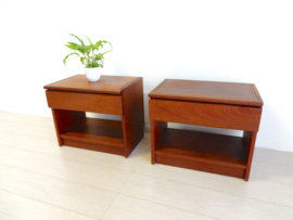 retro vintage nachtkastje kast jaren 60 teak ladekast