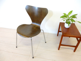 retro vintage 1976 stoel Arne Jacobsen Fritz Hansen vlinderstoel
