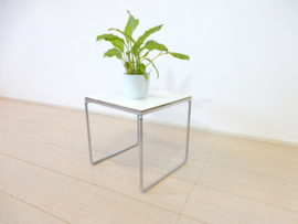 retro vintage bijzettafel jaren 60 / 70 plantentafel wit