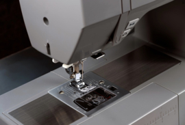 SINGER heavy Duty 6805-