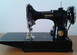 SINGER featherweight C240