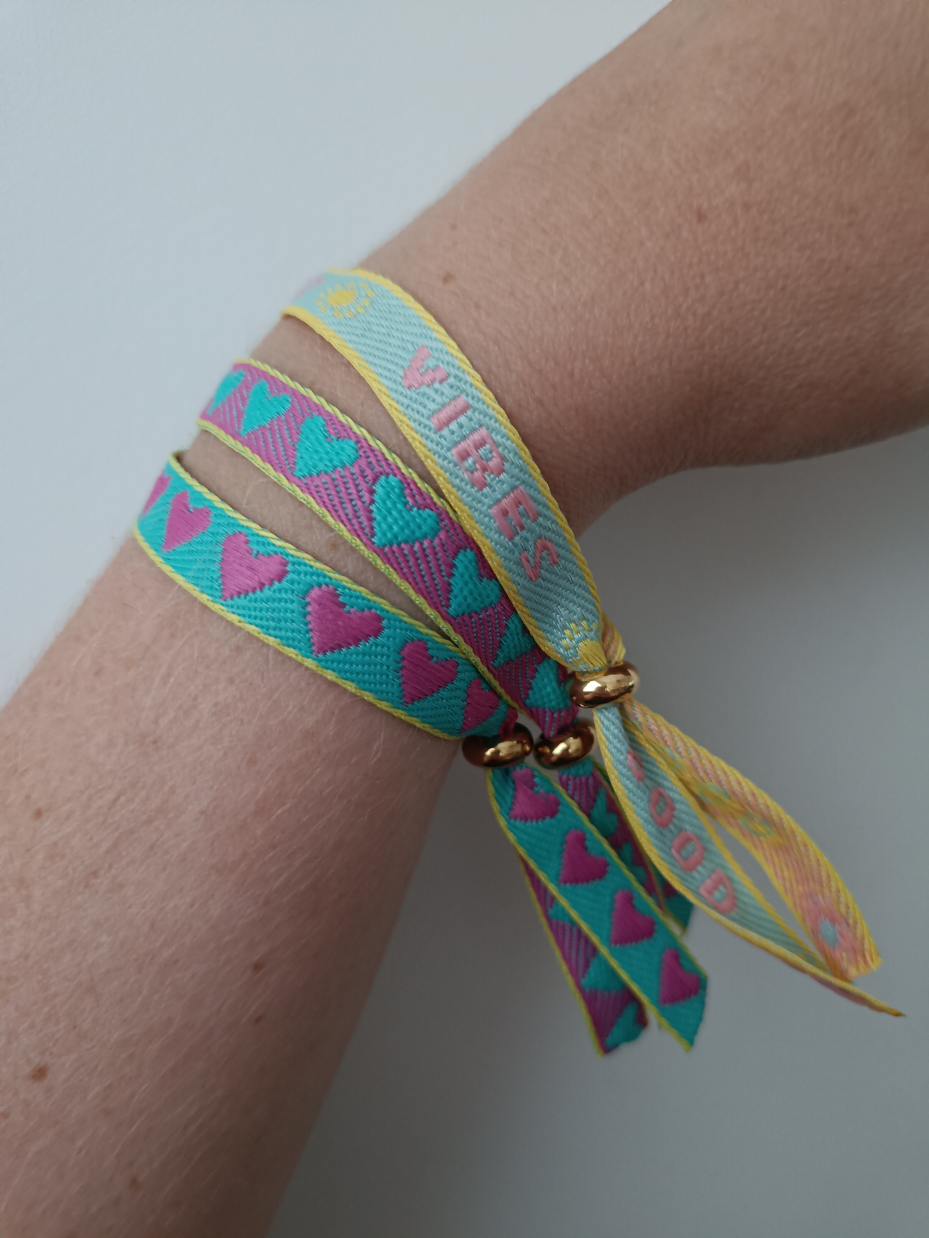 Lint armbandje "hartjes"
