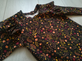 Longsleeve met ruffels herfstbloemen