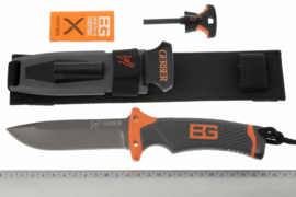 Bear Grylls Ultimate Knife plain edge