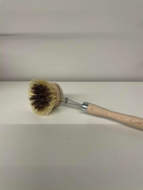 Brosse vaisselle laiton