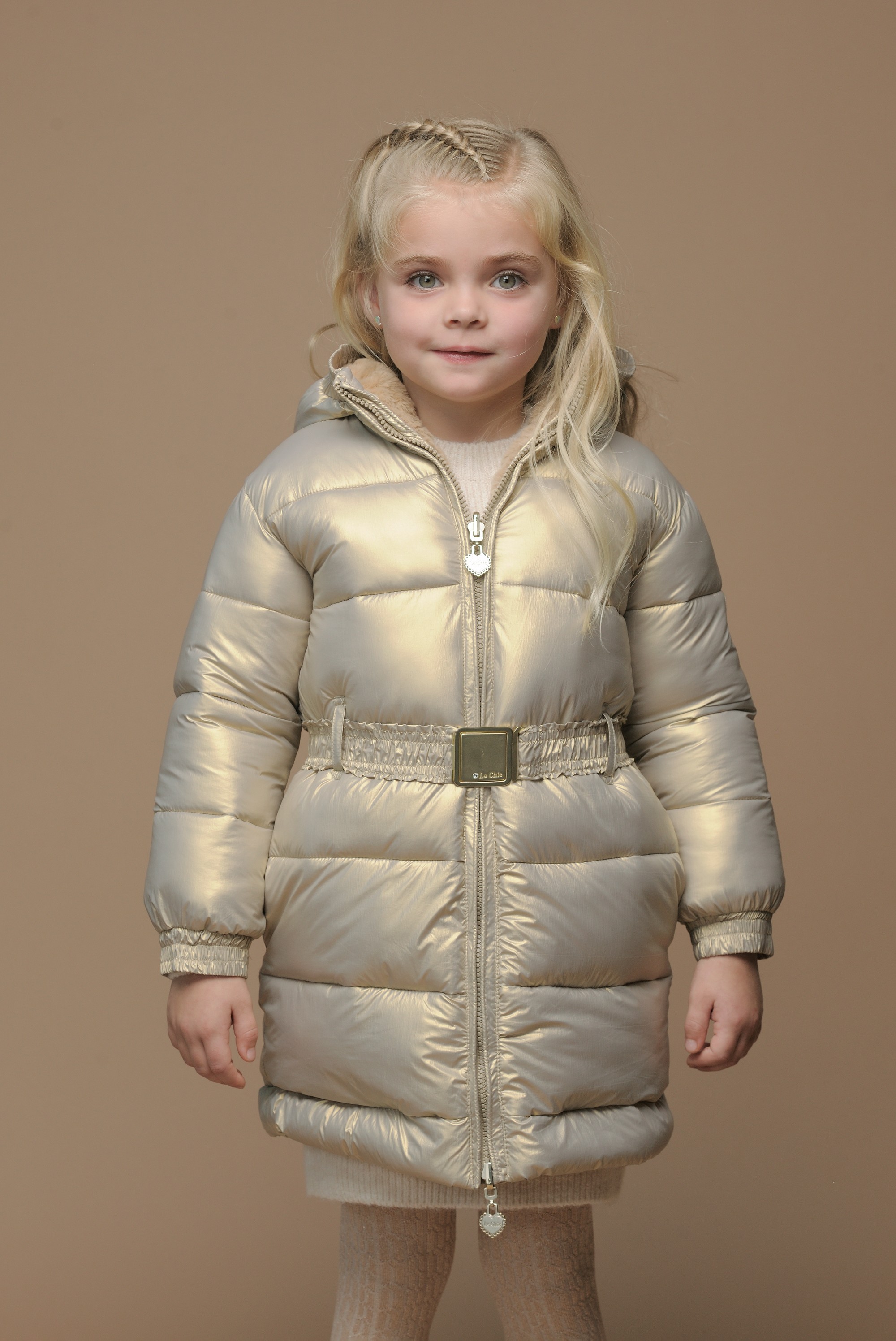 Prachtige goudkleurige le chic jas aan 2 kanten te dragen.