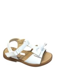 Sandalen met een mooie strik in het white.