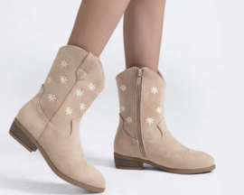 Stoere cowboylaarzen in het beige .