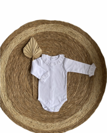 Prachtige zachte romper van Valentina Bebes in het wit.