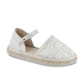 Mooie offwhite kleurige espadrilles van Mayoral.