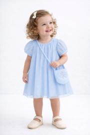 Prachtige uitgewerkte ballonjurk van Mayoral in het lichtblauw met tasje.