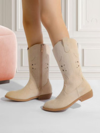 Prachtige zandkleurige cowboylaars voor de zomer.