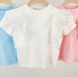 Mooi uitgewerkt shirtje in het offwhite.