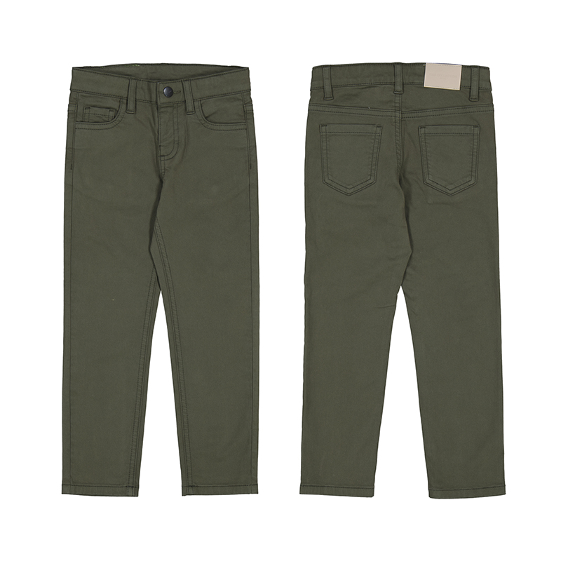 Fijne broek van Mayoral in het olijfgroen slim fit model.